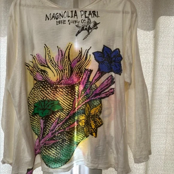 Magnolia Pearl Love Graphic Shirt in Orange and Black - Picture 5 of 5